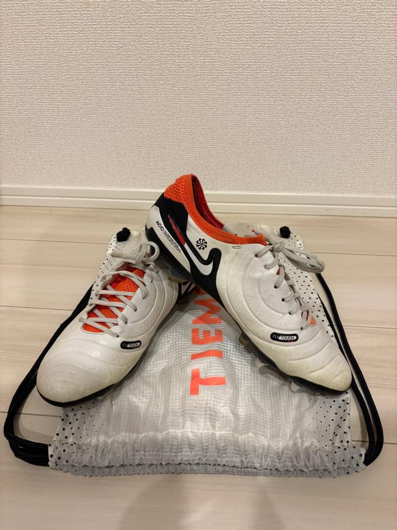 NIKE ティエンポ レジェンド 10 SGサッカーシューズ・スパイク