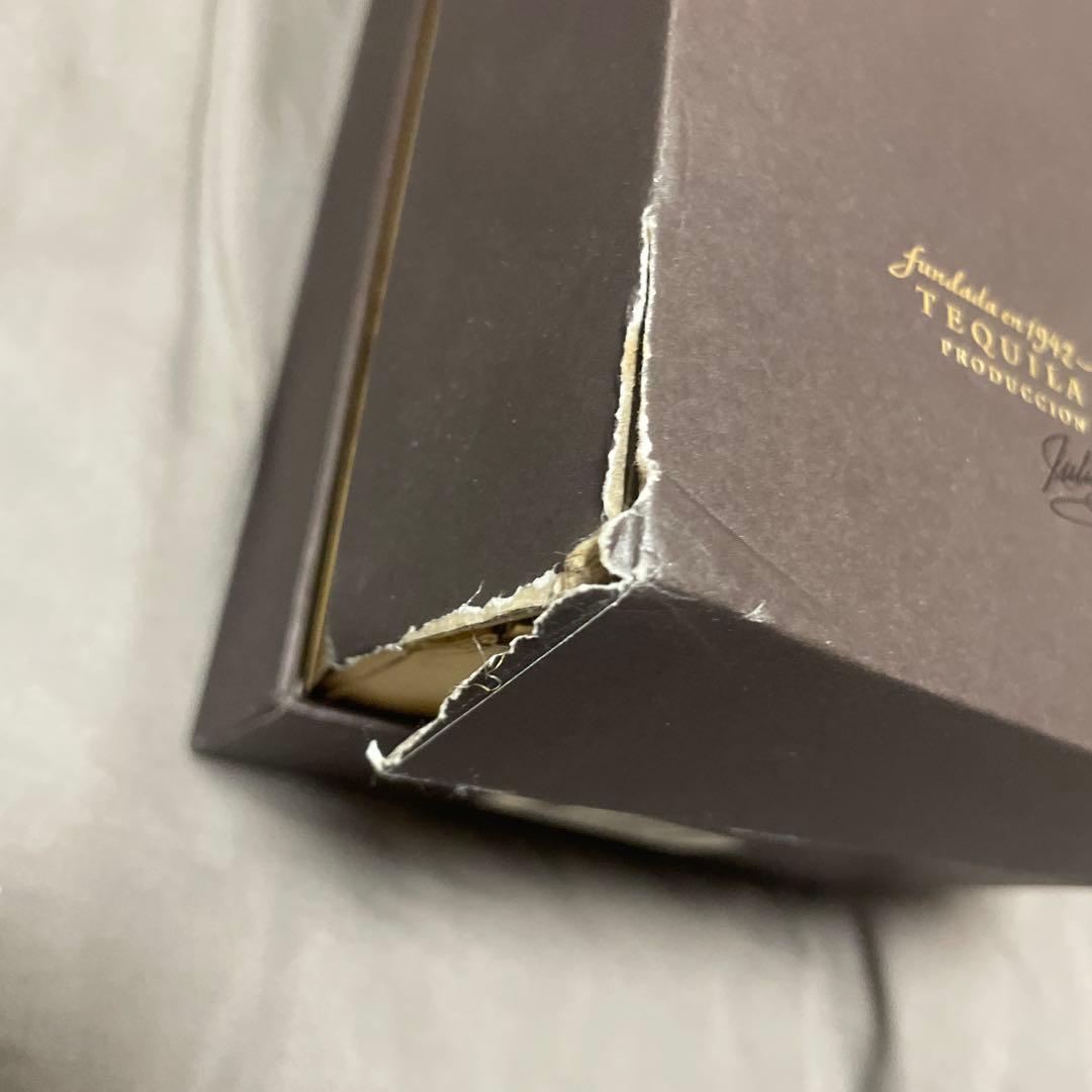 【未開封】ドンフリオ Donjulio 1942 750ml (箱一部破れあり)