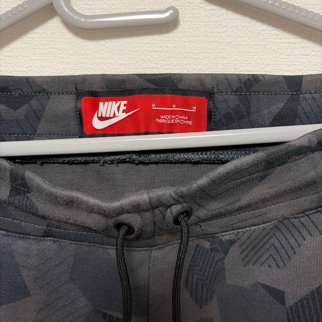 ナイキ　テックフリース　セットアップ　カモフラ　赤タグ