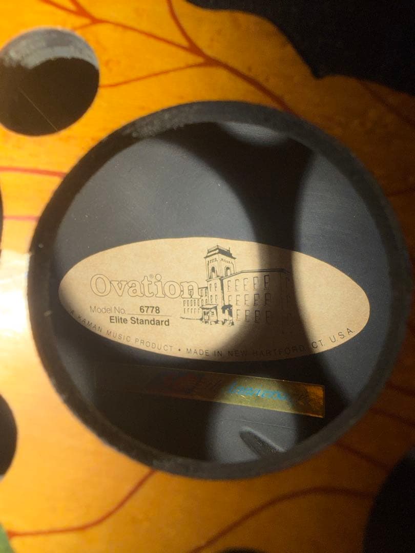 エレアコースティックギター オベーション USA