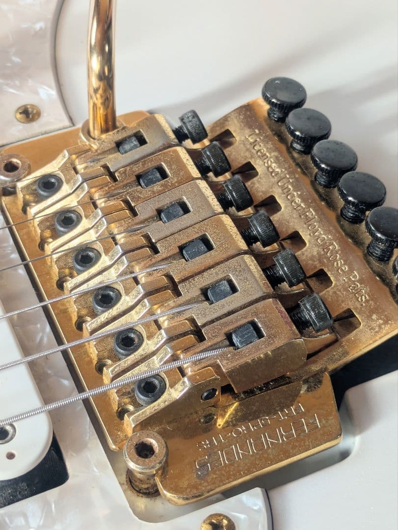 FERNANDES LA-80KK L'Arc〜en〜Ciel kenモデル