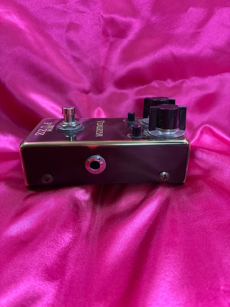 （美品：元箱付き）VEMURAM myriad FUZZ ギターエフェクター