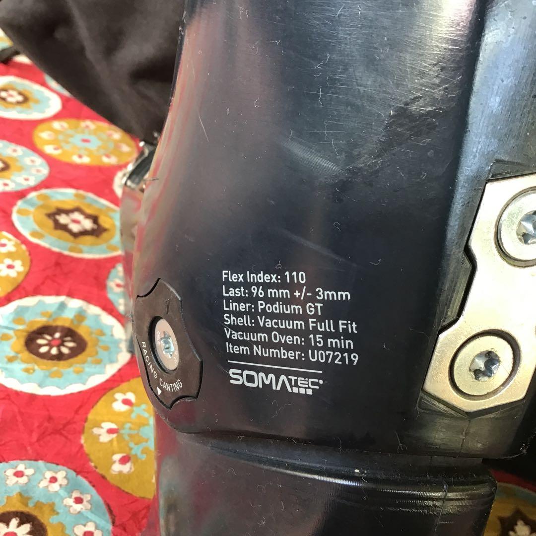 FISCHER RC4 Curv スキーブーツ　フィッシャー　靴 110