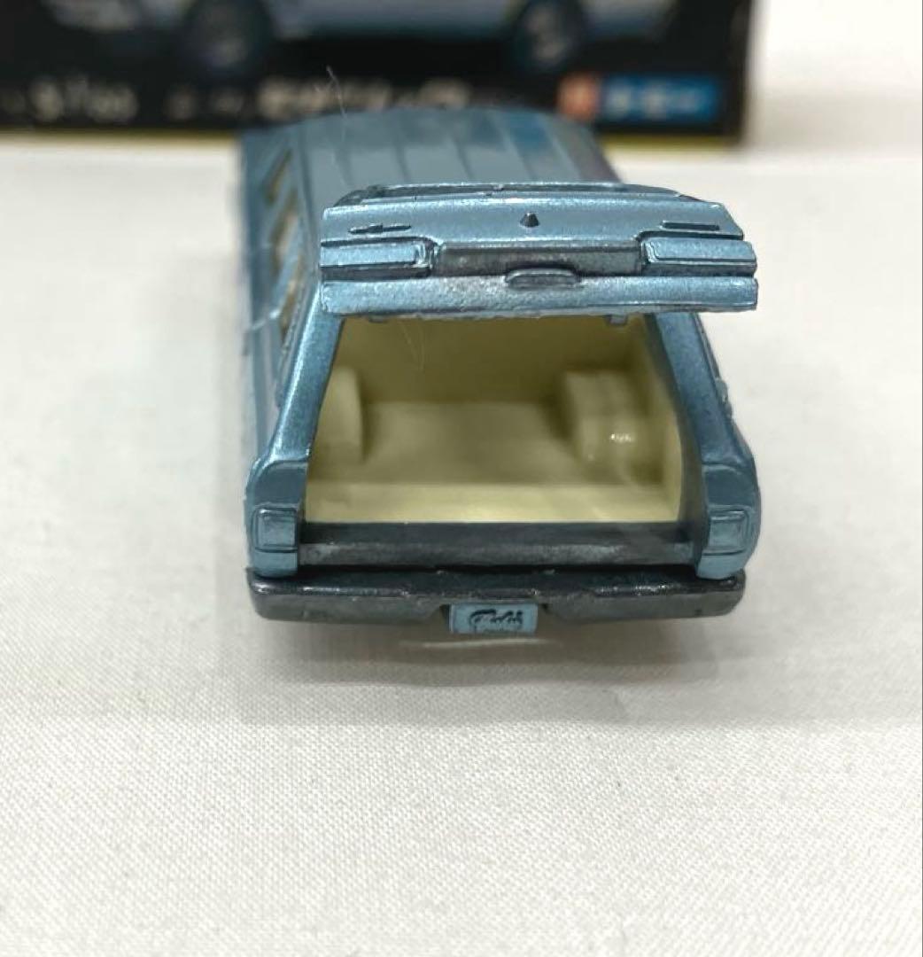 トミカ ニッサン セドリック ワゴン ライトブルー No.47 黒箱