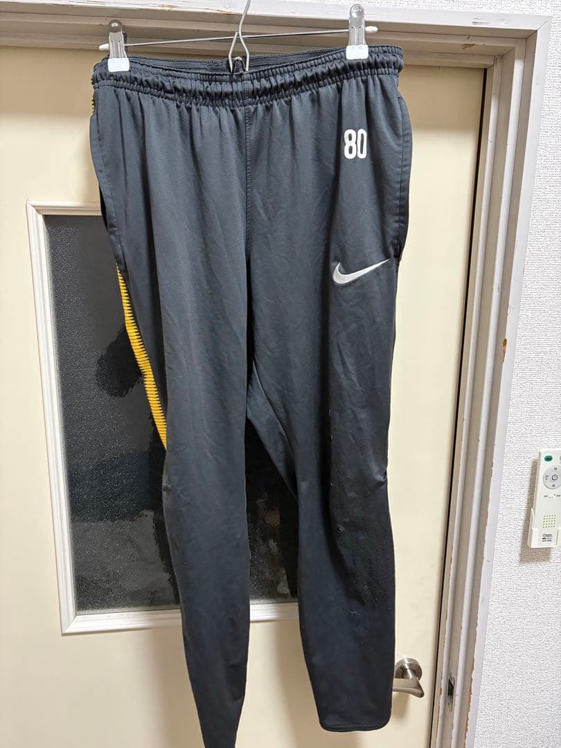 浦和レッズユース 支給品 ハーフジップ（上下セット）早い者勝ち！！