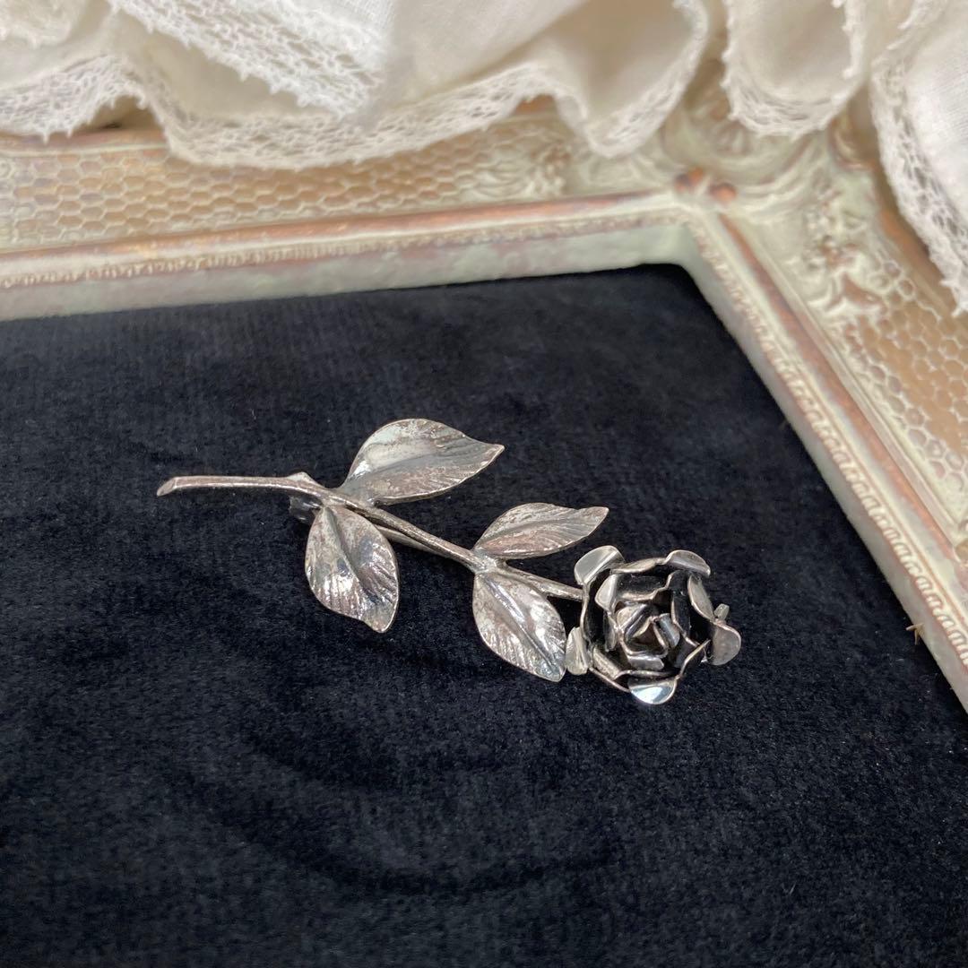 銀　シルバー　ブローチ　薔薇　ドイツ　アンティーク