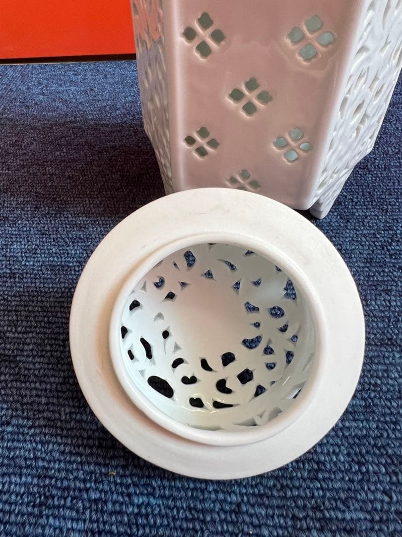 862   十三代 三川内玉泉 透かし彫り　香炉　未使用