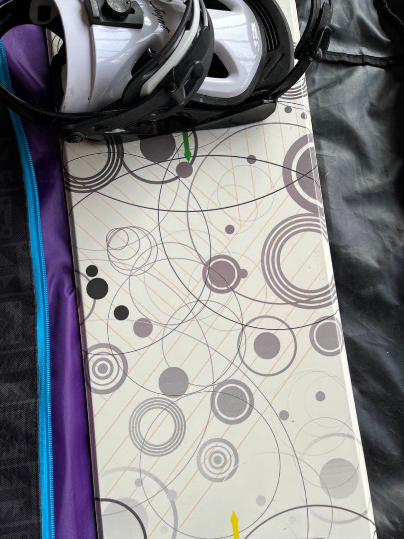 スノーボード、ビンディング、ウェアセット