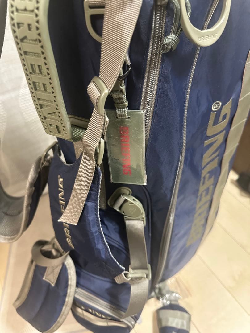 BRIEFINGキャディバッグ3.1kg 9.5型 CR-4