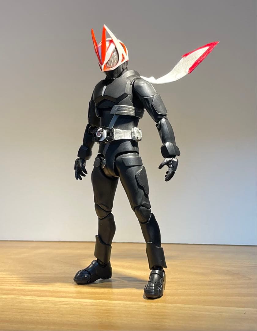 改造品　s.h.figuarts 仮面ライダーギーツ　エントリー　モンスター