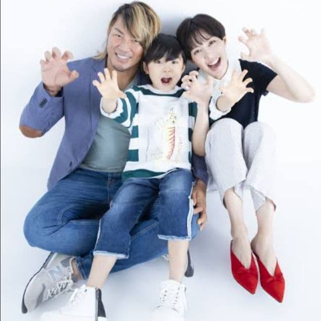 【未開封】『棚橋弘至主演 パパは悪者チャンピオン団体Tシャツ』Lサイズ