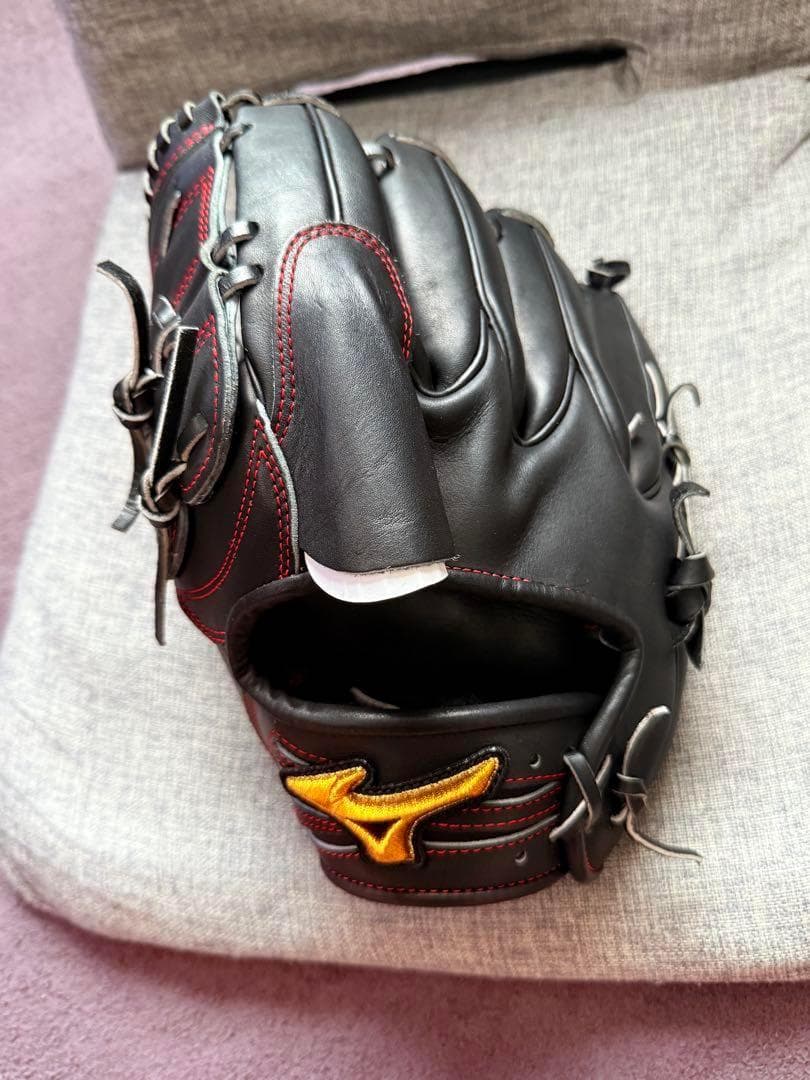 ミズノプロ硬式用　左利き　2023世界一モデル 伊藤大海型　中古美品