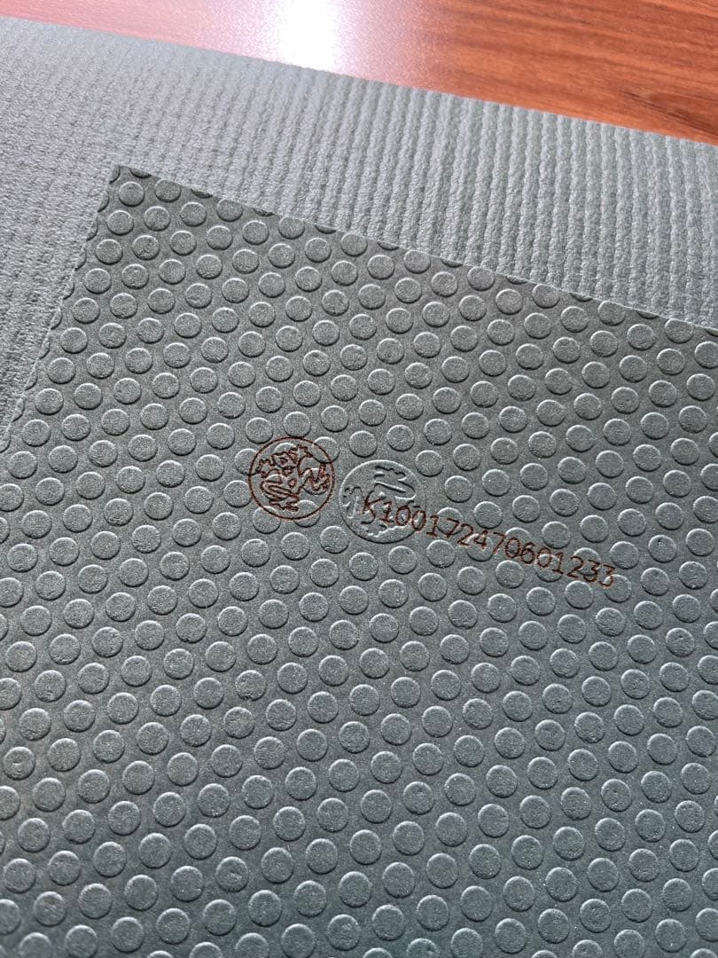 【ほぼ未使用】マンドゥカ(Manduka) ヨガマット 6mm PRO