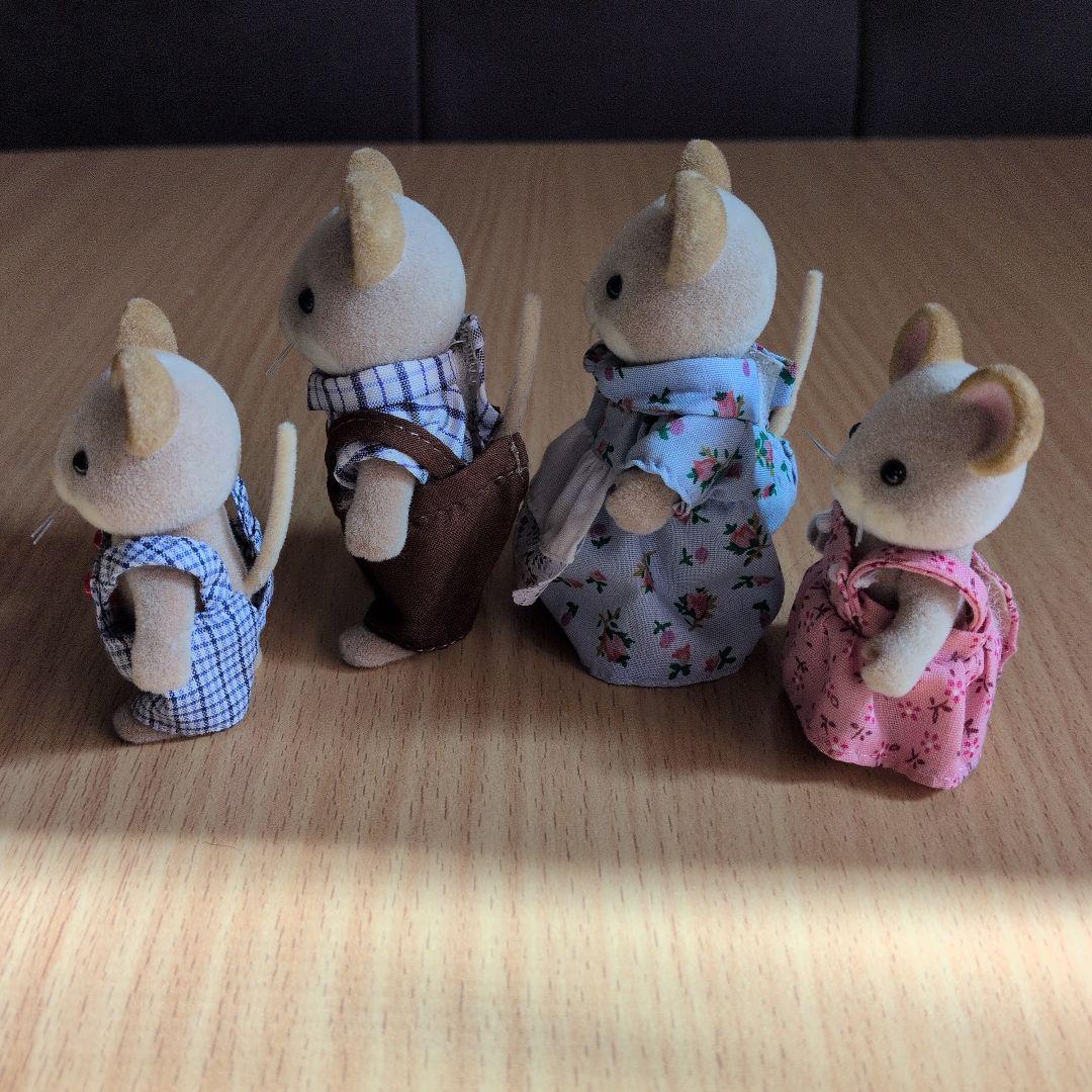 シルバニア　海外　どんぐりネズミ　ファミリー　お人形