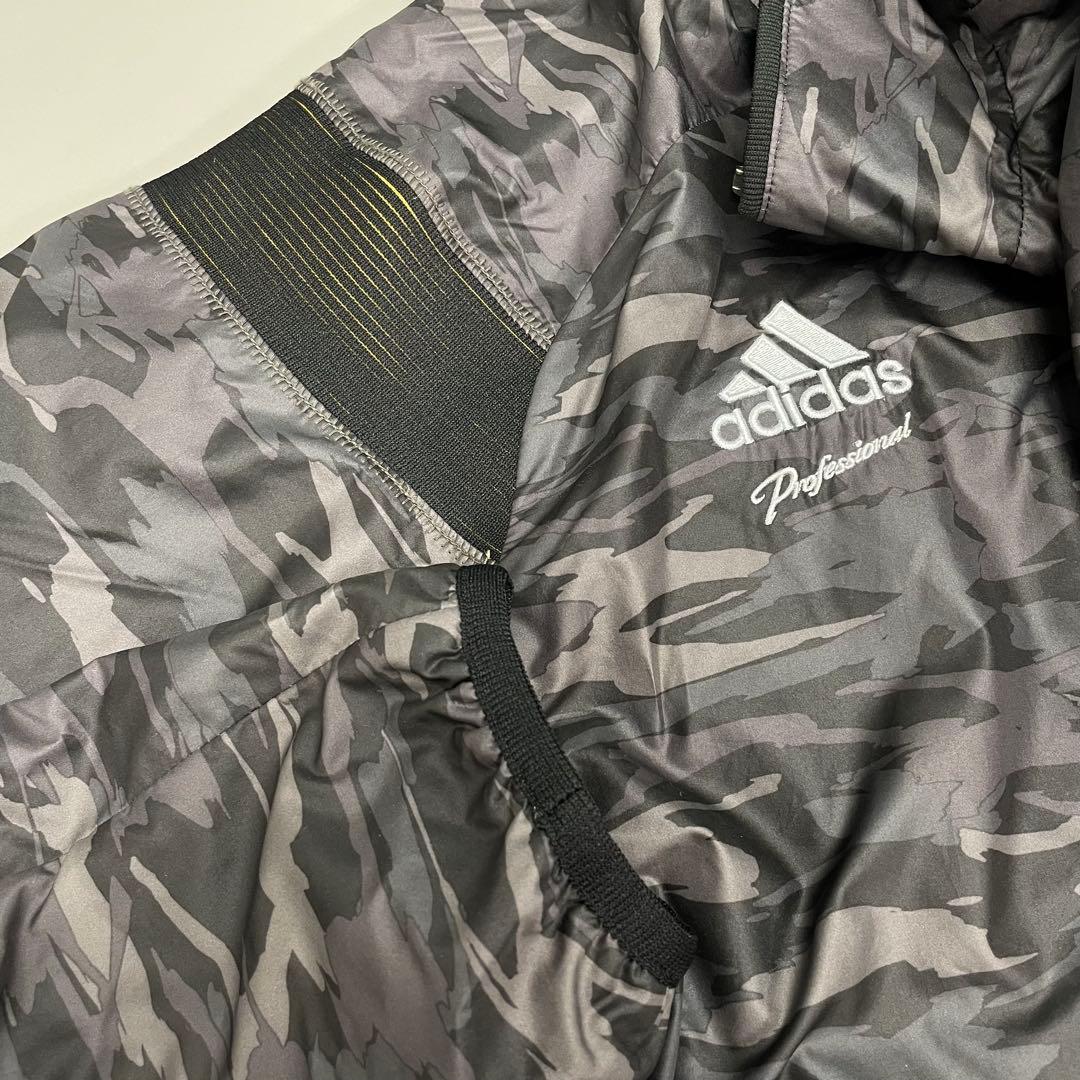 新品‼️迷彩アディダス プロフェッショナルのウインドブレーカー上下セットアップ