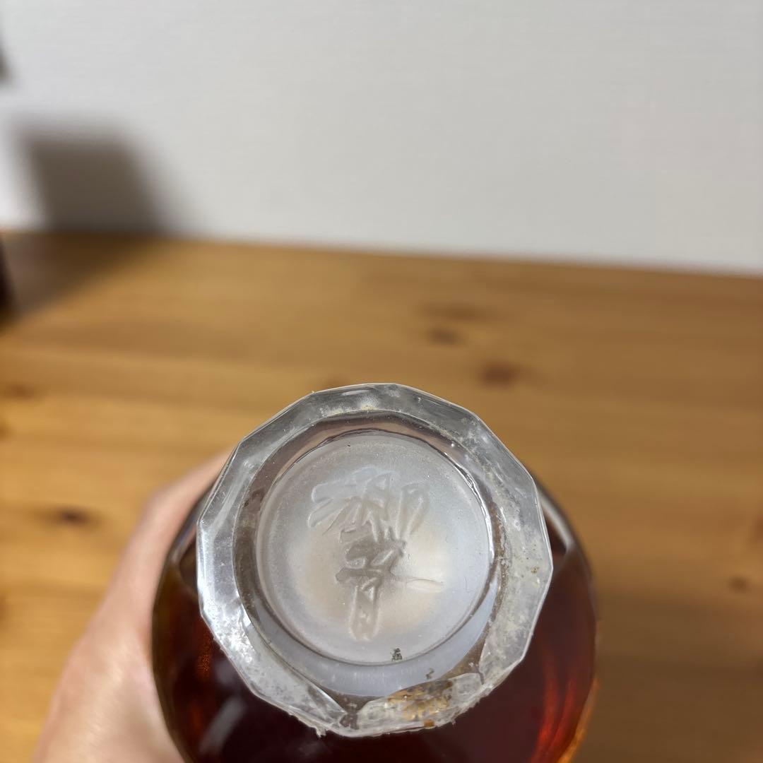 サントリーウイスキー　響17年　箱無し　未開栓　終売品 ❹