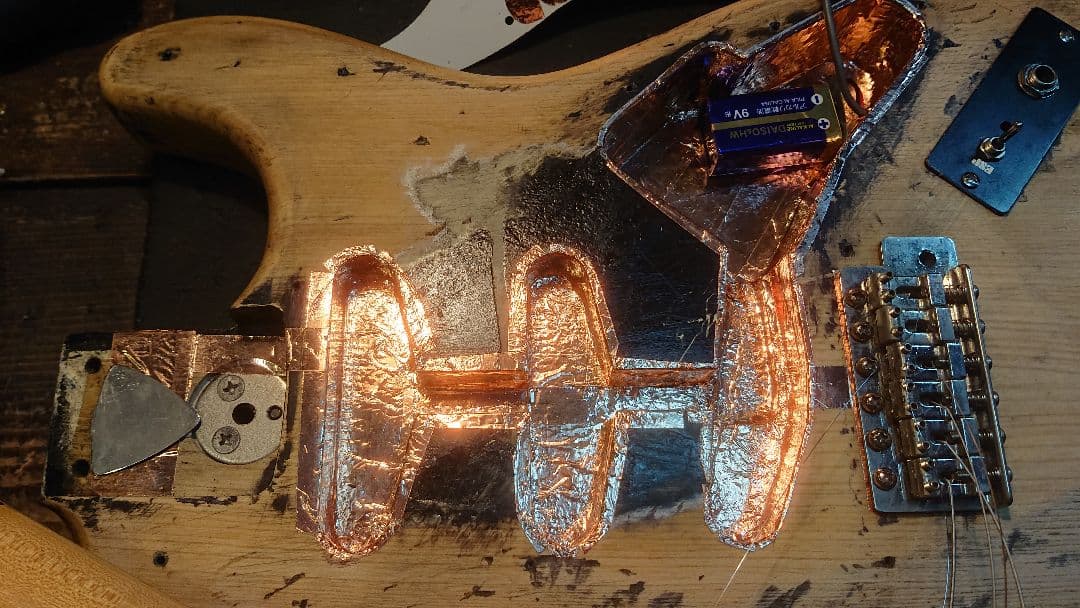 FERNANDES FST 石ロゴ ローズ