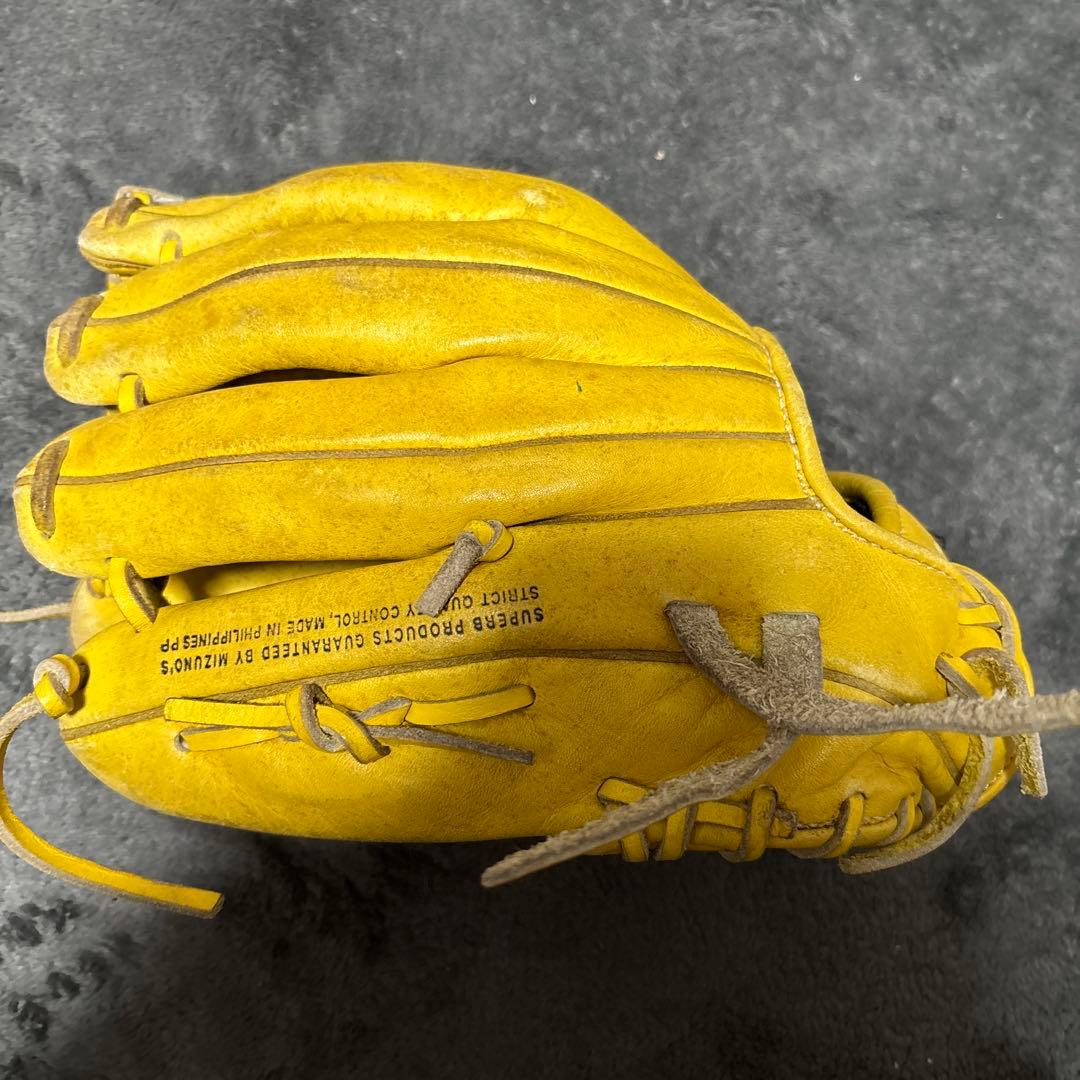 Mizuno Victory Stage イエローグローブ