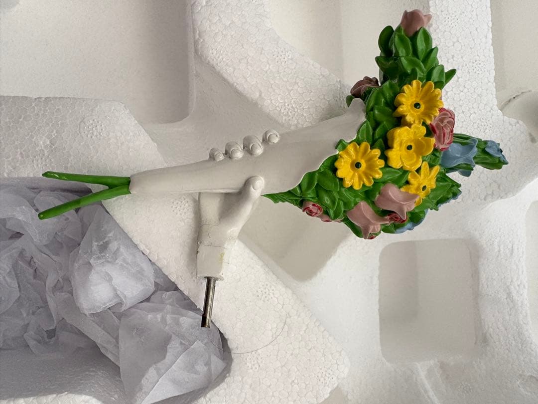 MedicomToy Syncバンクシー FLOWER BOMBER 2016年