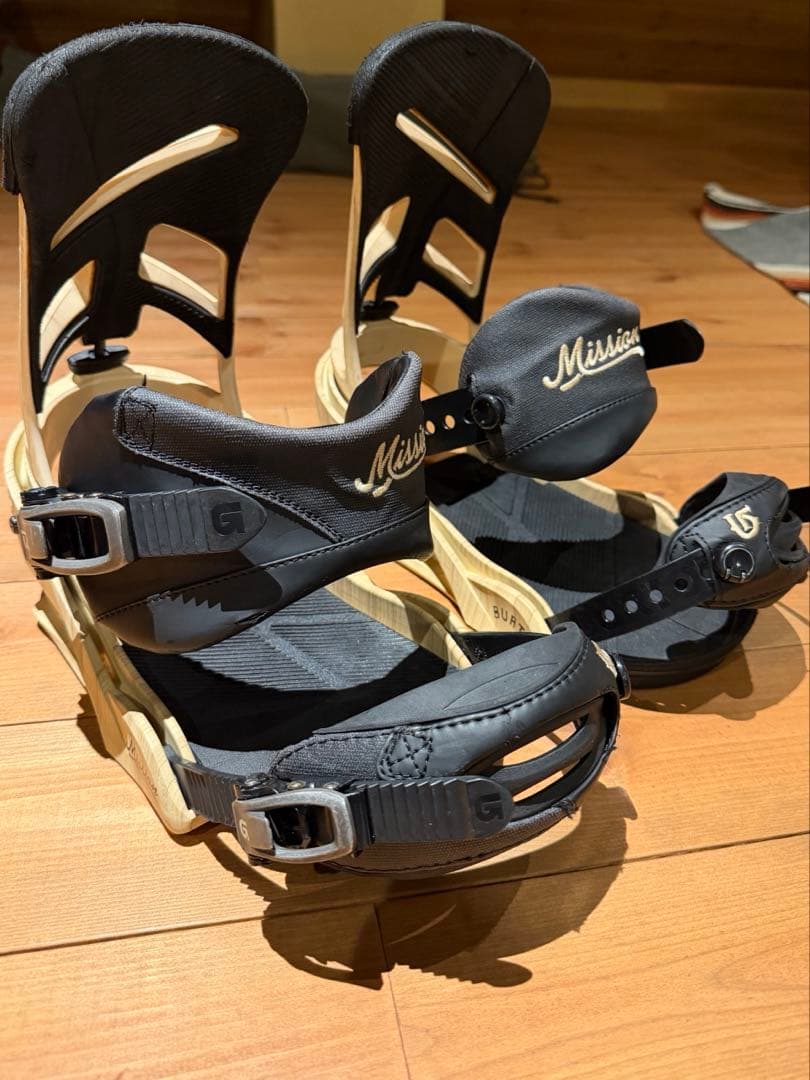 Burton ビンディング / バイン Mission 木目