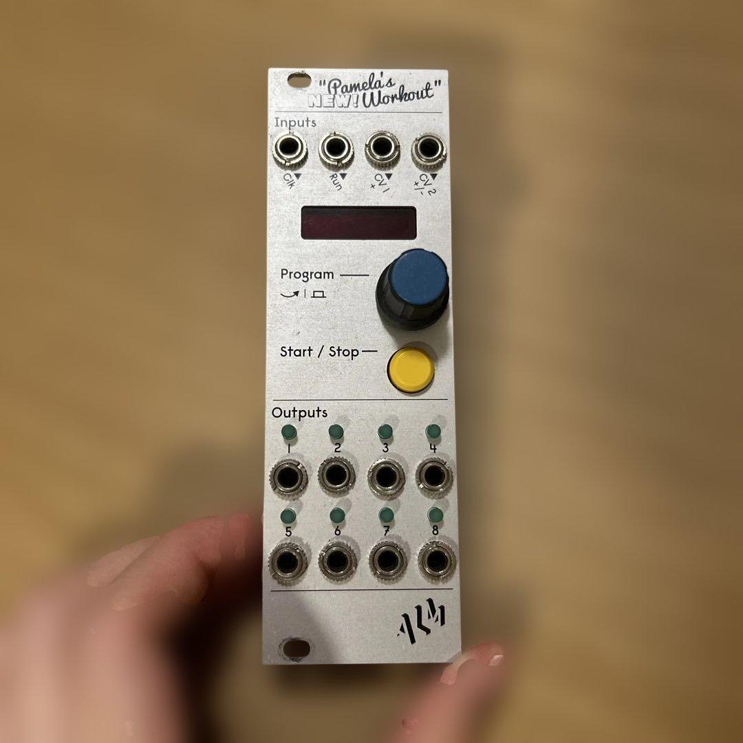 Pamela's New Workout マスタークロック