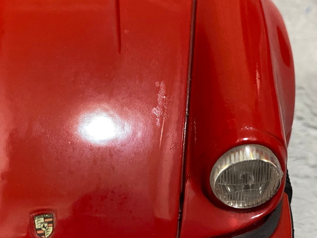 ミニカー Maisto PORSCHE 911 SPEEDSTER(1989) 1/18