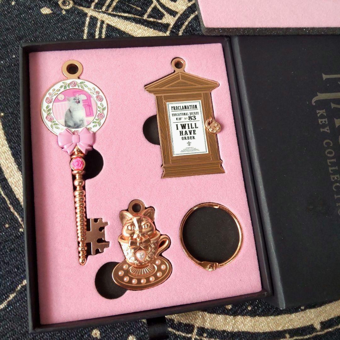 日本未発売 ハリーポッター アンブリッジ マジカルキーコレクション