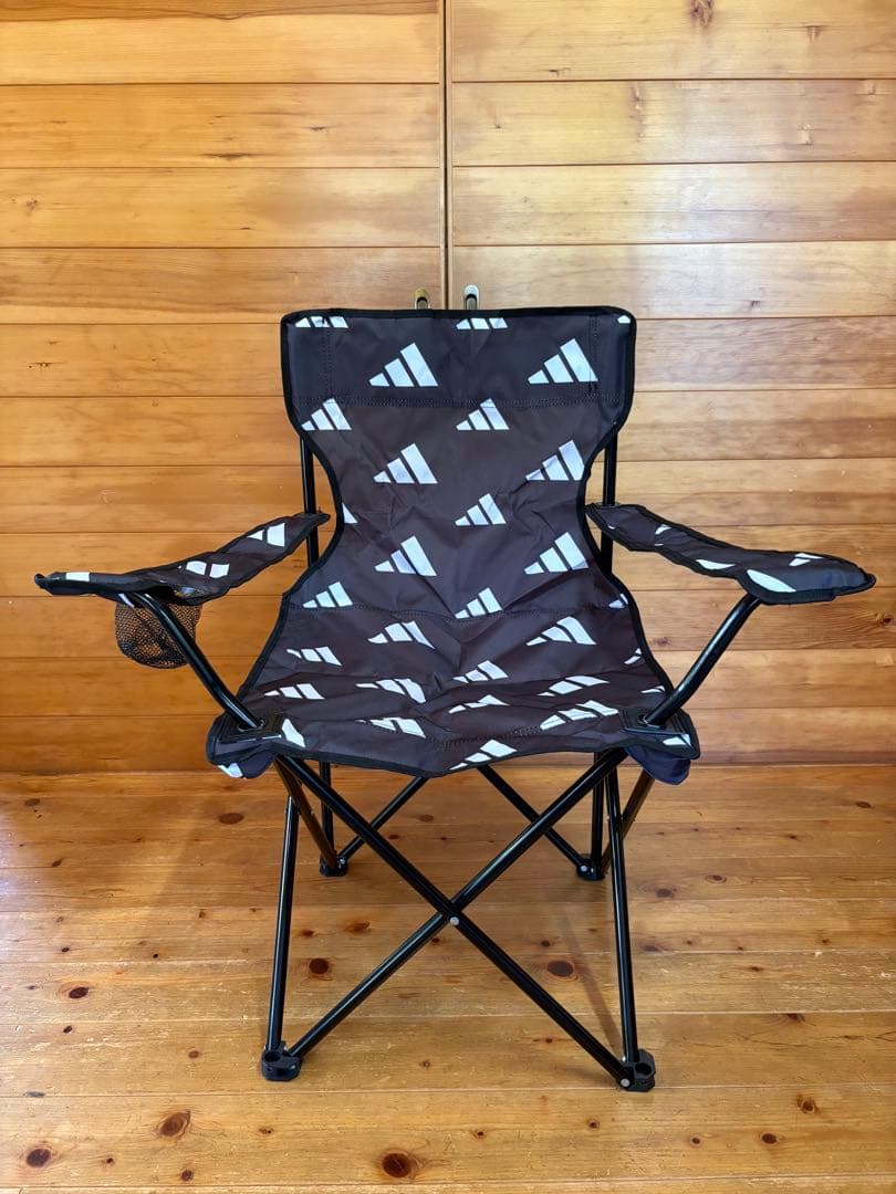 adidasアウトドアチェア