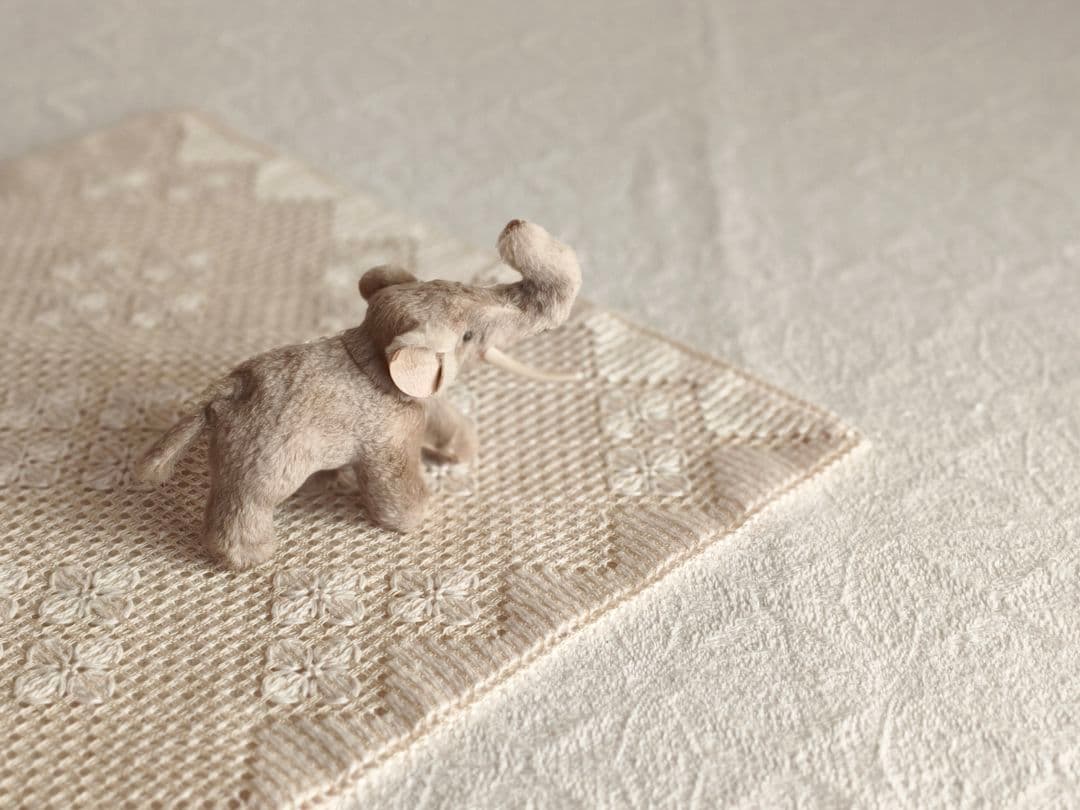 * vintage elephant ❀ * もふもふ 小さな 象さん