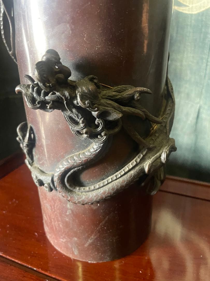 銅器　飛ぶ龍　置物　飾り アンティーク オブジェ アート  銅　レトロ　骨董