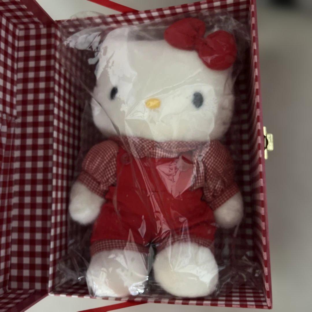 希少！非売品シリアルナンバー付　ハローキティ ぬいぐるみ 未開封　ボックス付き