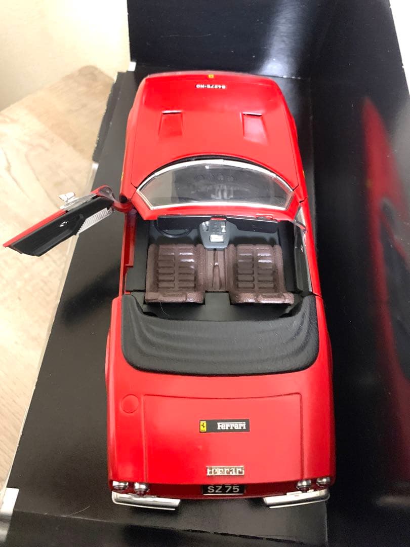 ソリド(仏)製 フェラーリ 365 GTSのダイキャスト　Réf. 8017