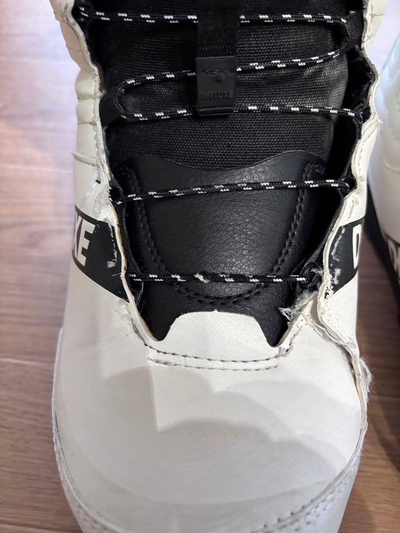 DEELUXE EMPIRE 28.5 スノーボードブーツ ホワイト