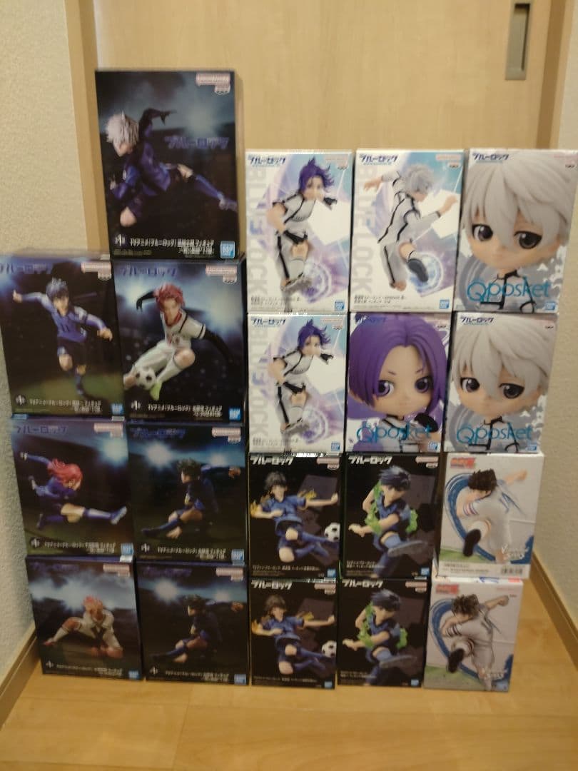 ブルーロック等フィギュア