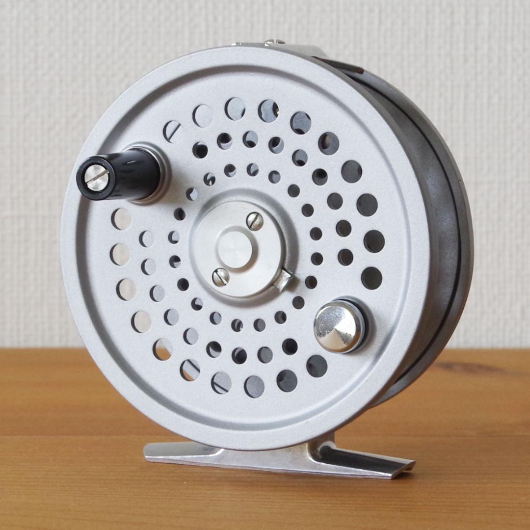 ORVIS バテンキル 8/9 フライリール シルバーシリーズ