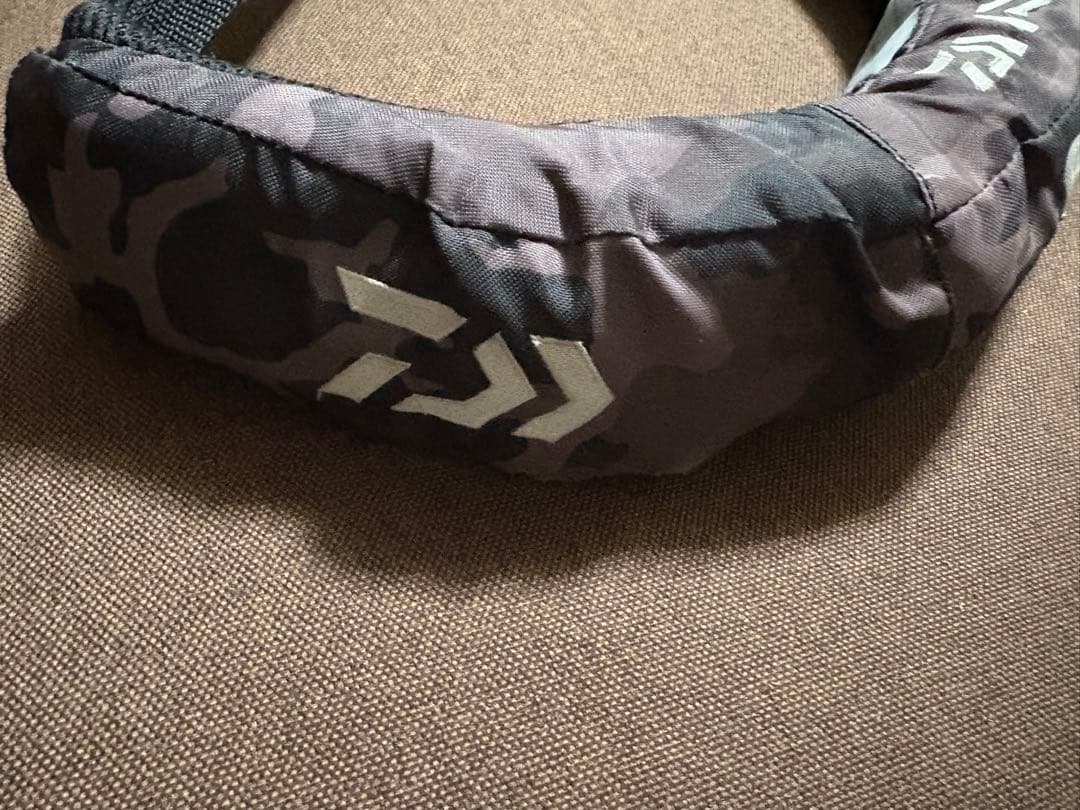 DAIWA ライフジャケット 23097 迷彩