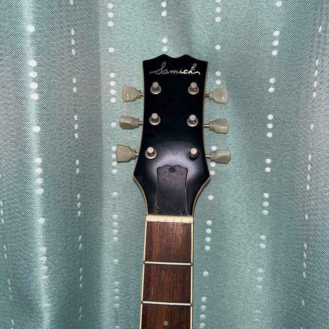 エレキギター フロイドローズ搭載