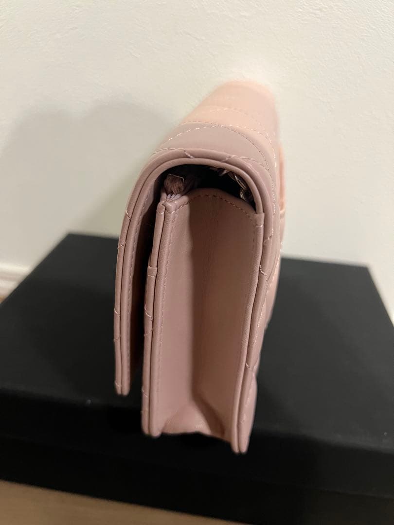 シャネル　CHANEL ノベルティ　チェーンウォレット　チェーンバッグ