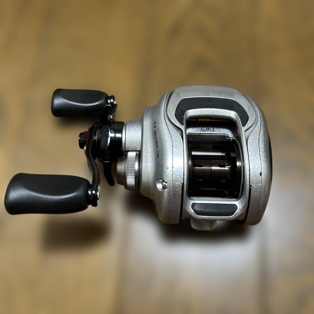 【中古品】ダイワ T3 1016SHL-TW / 1000SVスプール付き