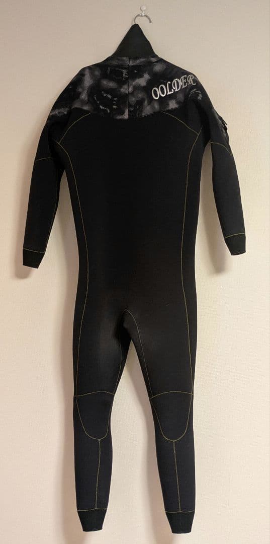 4ミリフルジャージセミドライスーツ 膝パッド付き