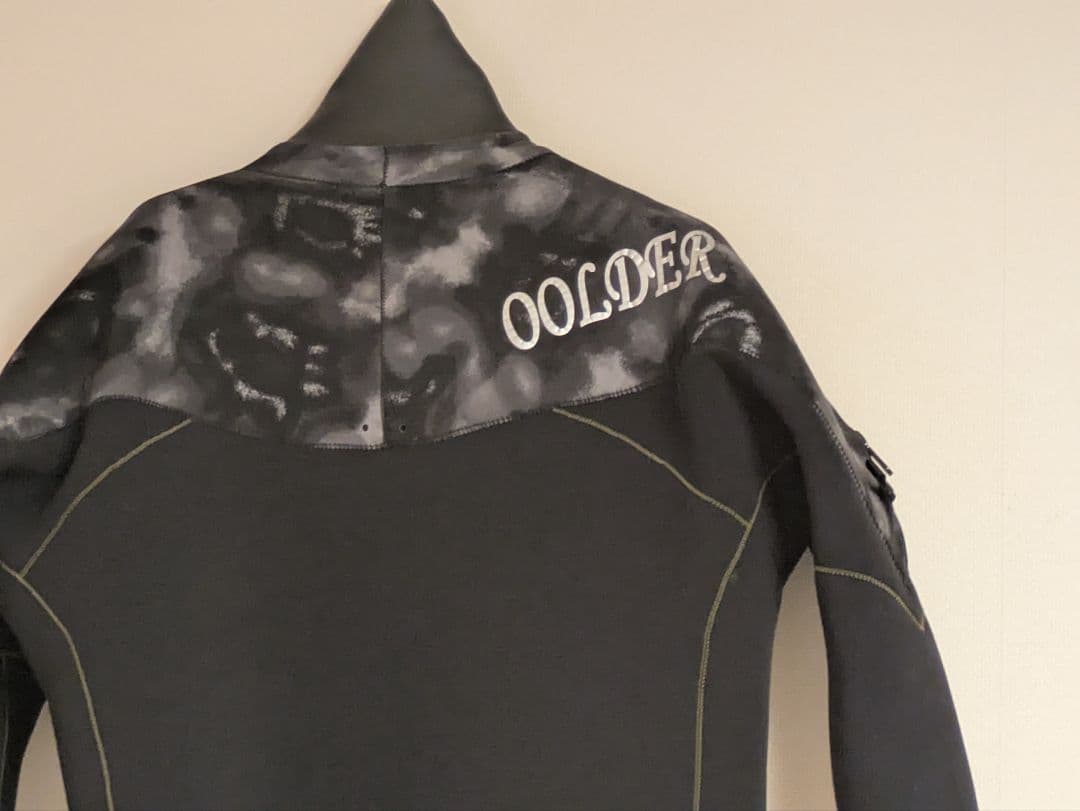 4ミリフルジャージセミドライスーツ 膝パッド付き