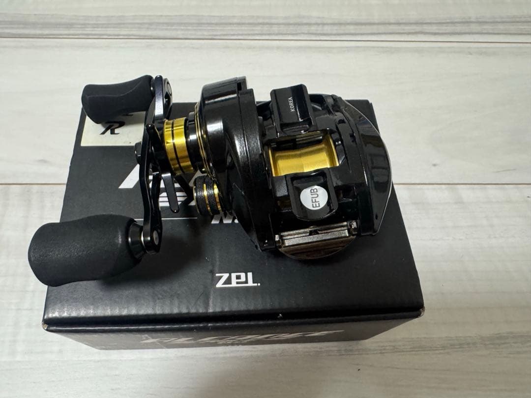 【ZPI】アルカンセRG-C NSベイトリール 黒/金