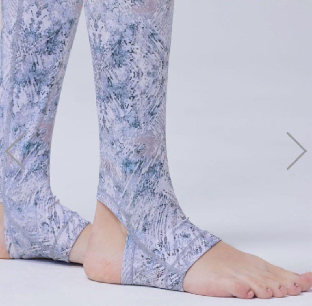 イージーヨガ easyoga レギンス トレンカ M