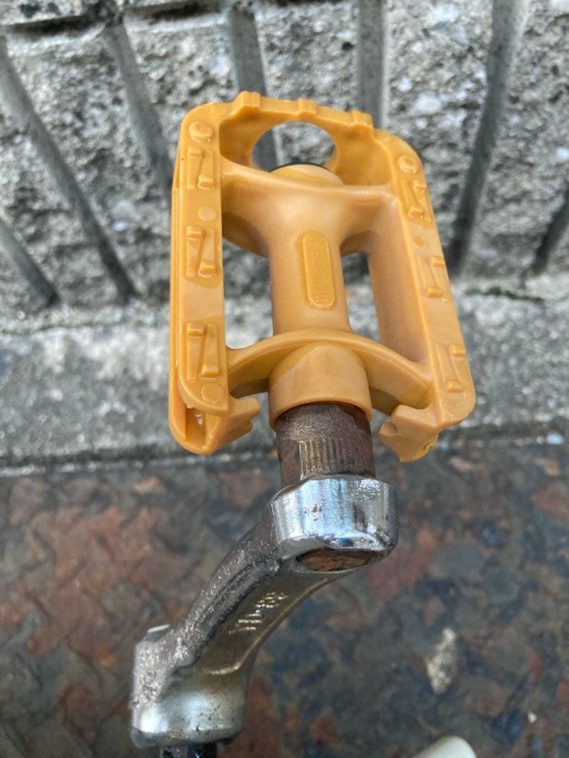 ピープル　かじとり　自転車　補助輪付き