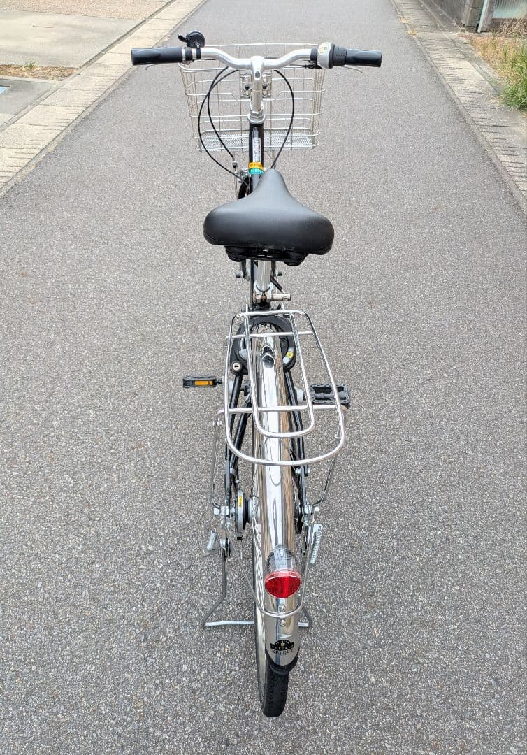 シティタイプ27インチ自転車ベルト式オートライト付ブラック美品、取説、カギ2本付