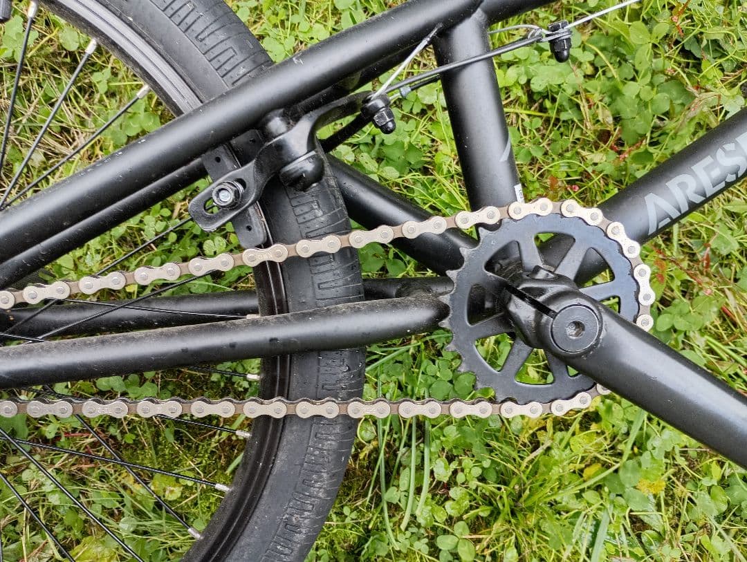 Aresbikes BMXバイク ブラック20インチ