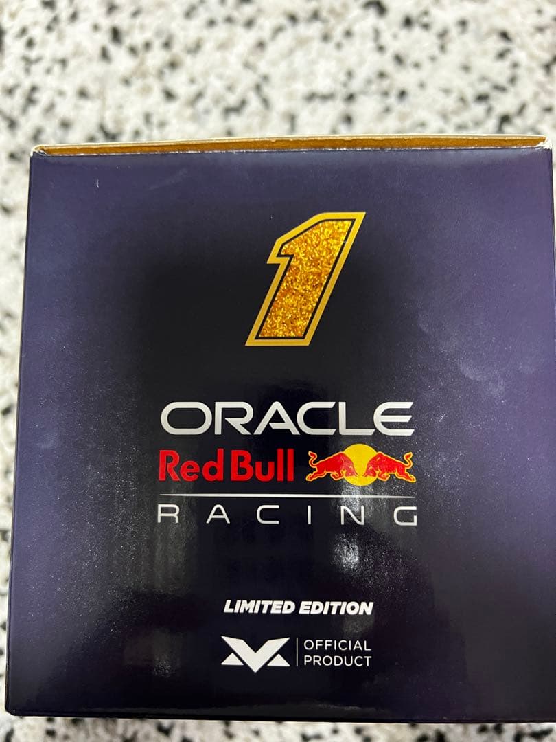 美品 1/2 マックス・フェルスタッペン 2023 Wチャンピオン ヘルメット