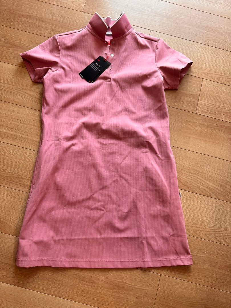 【新品未使用】New Balance ワンピース ピンク レディース Mサイズ