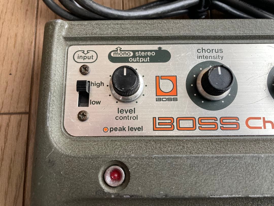 ギター BOSS CE-1