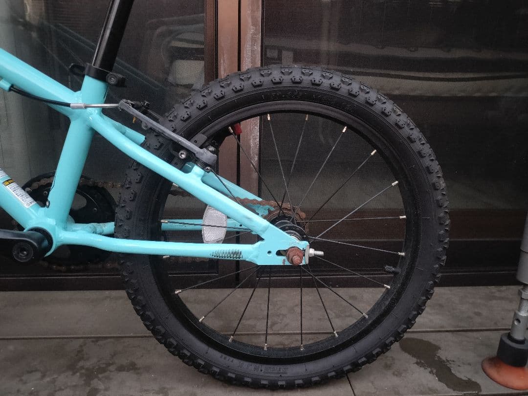 ヨツバサイクル　18インチ　ラムネブルー(送料込 ※北海道、沖縄は追加料金)